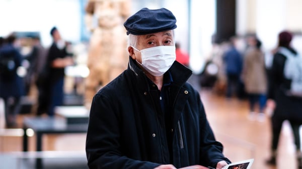 Krönika: Vi vill inte höra mer om bromsande åtgärder, vi vill höra vad som är lösningen på Coronakrisen!